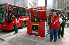 Gel antiséptico en Transmilenio