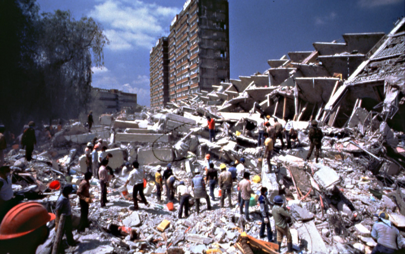 Terremoto 10° [1977]