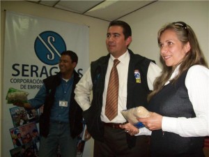 Entrega de mercados a participantes de cursos en Santa Fe