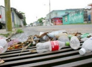 Basura en alcantarillas