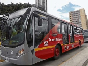 Buses duales de la Carrera Séptima